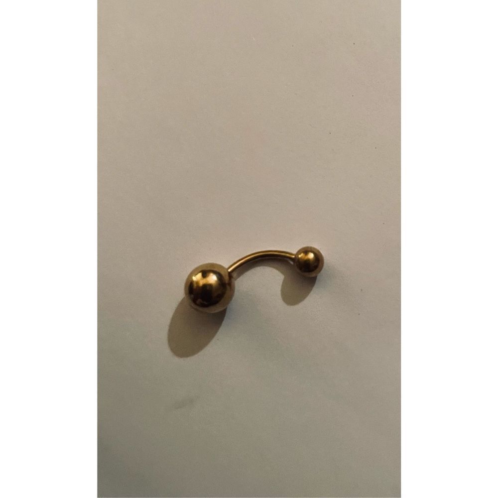 CUTE GOLD BELLY RING - Picture 3 of 5